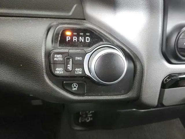 2022 Ram 1500 Big Horn Crew Cab 4x4 5'7" Box