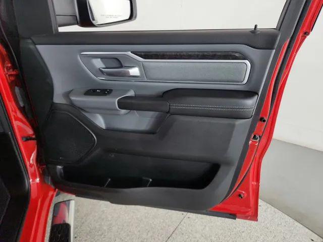 2022 Ram 1500 Big Horn Crew Cab 4x4 5'7" Box