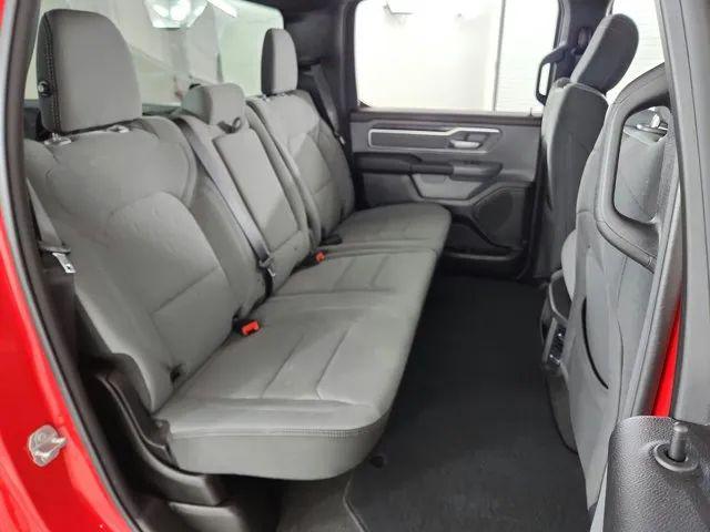 2022 Ram 1500 Big Horn Crew Cab 4x4 5'7" Box