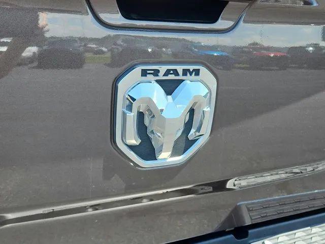 2021 Ram 3500 Laramie Crew Cab 4x4 8' Box