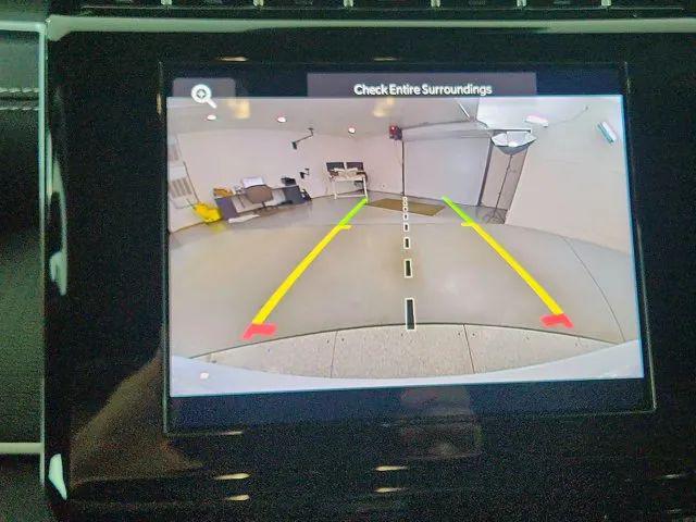 2026 Jeep Grand Cherokee Laredo 4x2