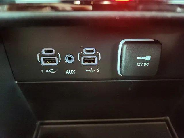 2026 Jeep Grand Cherokee Laredo 4x2