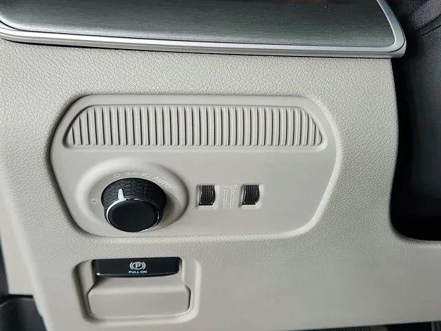 2026 Jeep Grand Wagoneer Limited Reserve 4x4