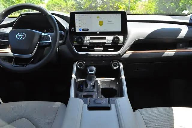 2024 Toyota Grand Highlander Limited