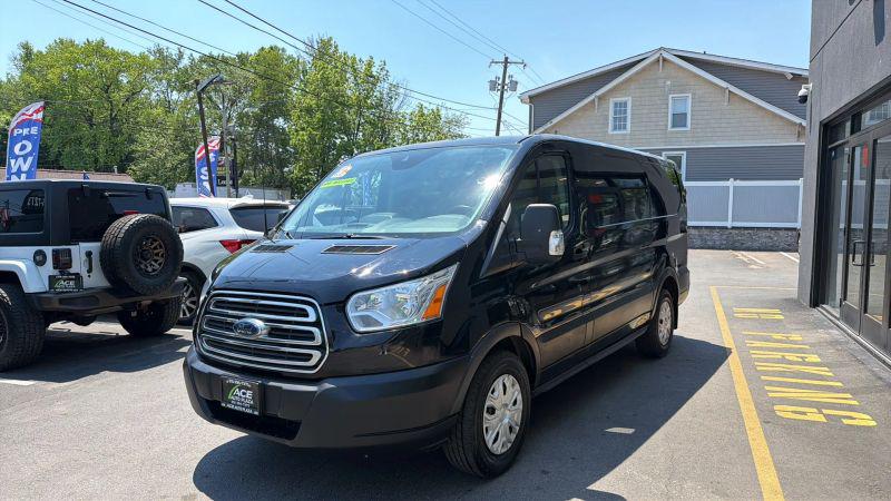 2019 Ford Transit w/60/40 Side Door w/RWB
