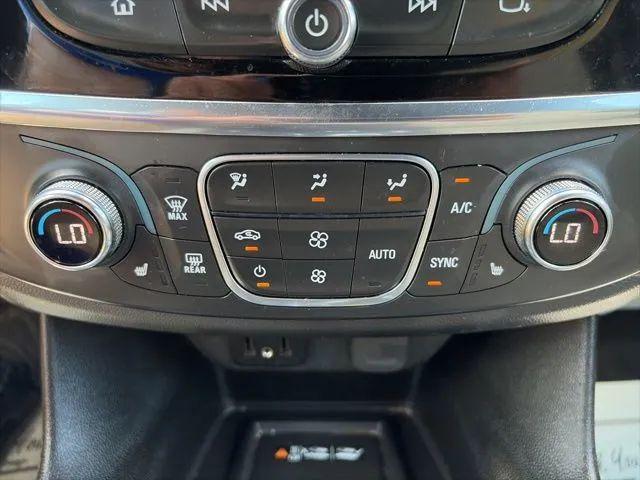 2023 Chevrolet Traverse AWD LT Cloth