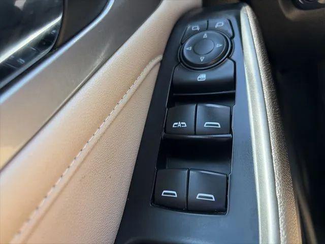 2023 Chevrolet Traverse AWD LT Cloth