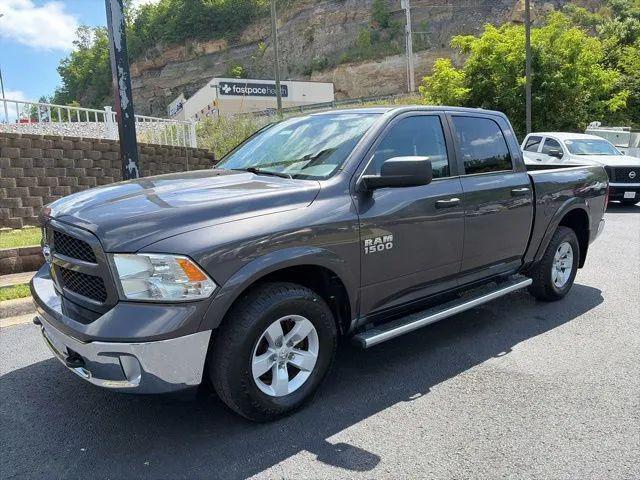 2016 Ram 1500 SLT