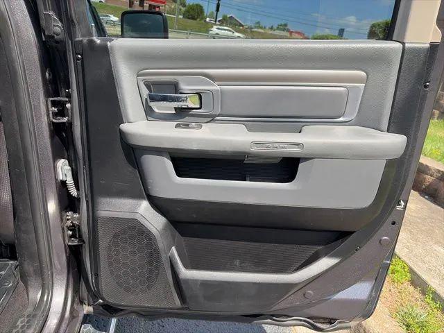 2016 Ram 1500 SLT