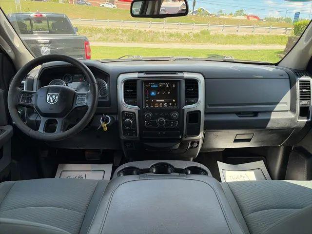 2016 Ram 1500 SLT