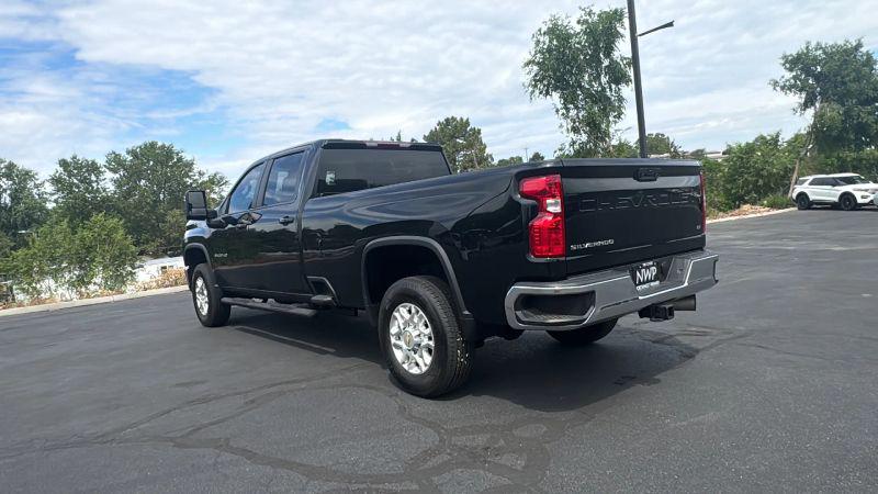 2024 Chevrolet Silverado 3500HD 4WD Crew Cab Long Bed LT