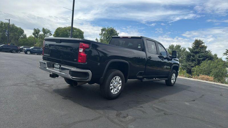 2024 Chevrolet Silverado 3500HD 4WD Crew Cab Long Bed LT