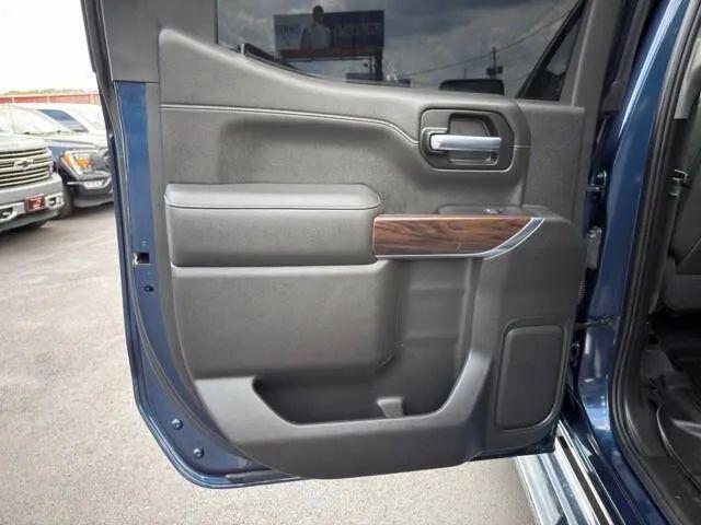 2022 GMC Sierra 1500 Limited 2WD Crew Cab Short Box SLT