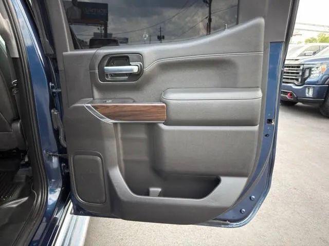 2022 GMC Sierra 1500 Limited 2WD Crew Cab Short Box SLT
