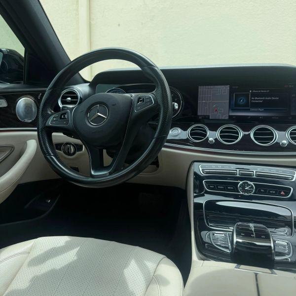 2017 Mercedes-Benz E-CLASS E 300 E 300