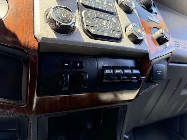 2013 Ford F-250 LARIAT
