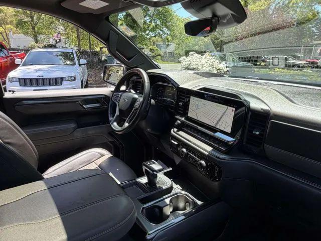 2023 Chevrolet Silverado 1500 4WD Crew Cab Short Bed ZR2