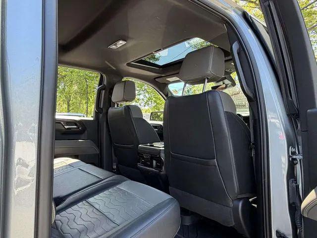 2023 Chevrolet Silverado 1500 4WD Crew Cab Short Bed ZR2