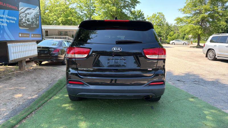 2016 Kia Sorento 2.4L LX