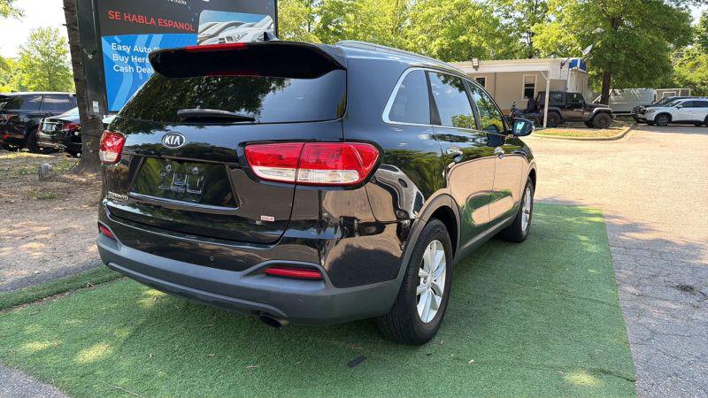 2016 Kia Sorento 2.4L LX