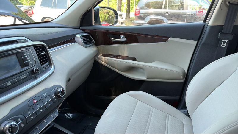 2016 Kia Sorento 2.4L LX