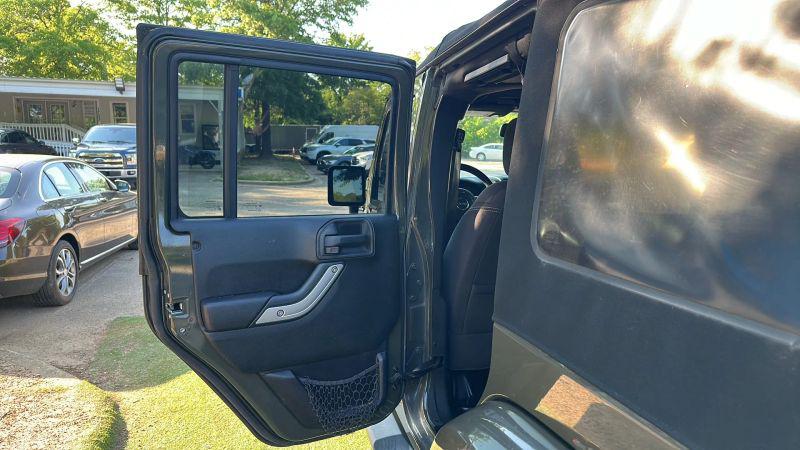 2015 Jeep Wrangler Unlimited Sahara