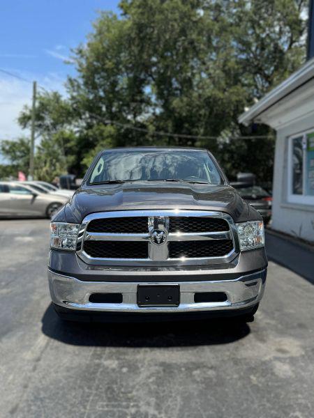 2022 Ram 1500 Classic SLT Crew Cab 4x2 5'7" Box