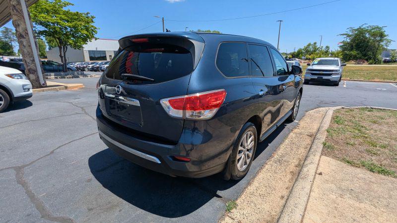 2015 Nissan Pathfinder S