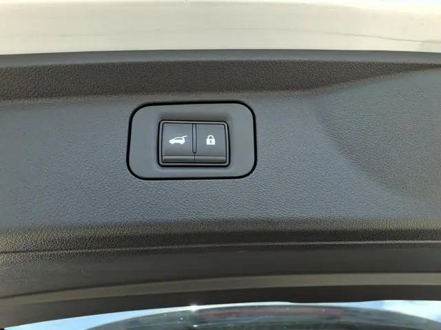 2025 Nissan Armada SL 4WD