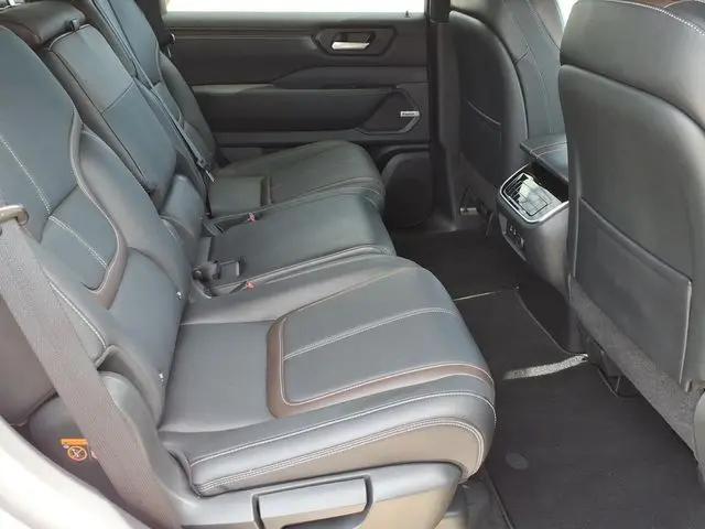 2025 Nissan Armada SL 4WD