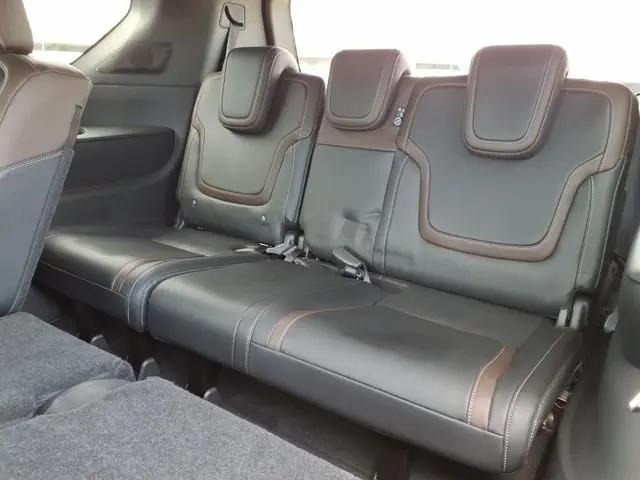 2025 Nissan Armada SL 4WD
