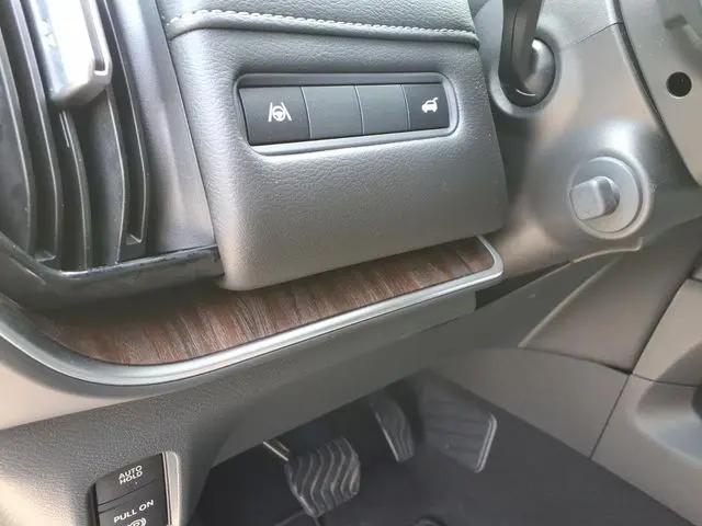 2025 Nissan Armada SL 4WD