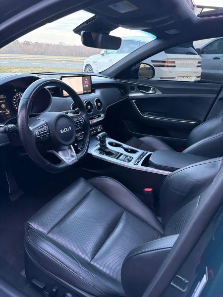 2022 Kia Stinger GT1