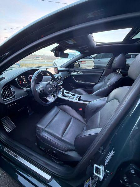 2022 Kia Stinger GT1