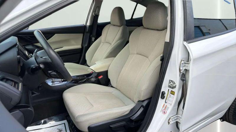 2019 Subaru Impreza 2.0i