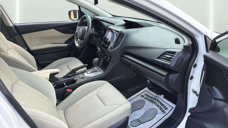 2019 Subaru Impreza 2.0i