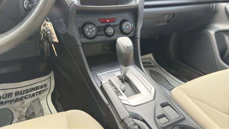 2019 Subaru Impreza 2.0i