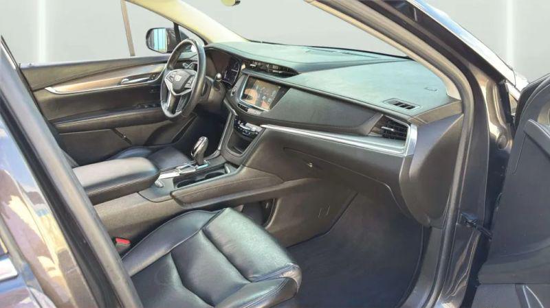 2017 Cadillac XT5 Premium Luxury