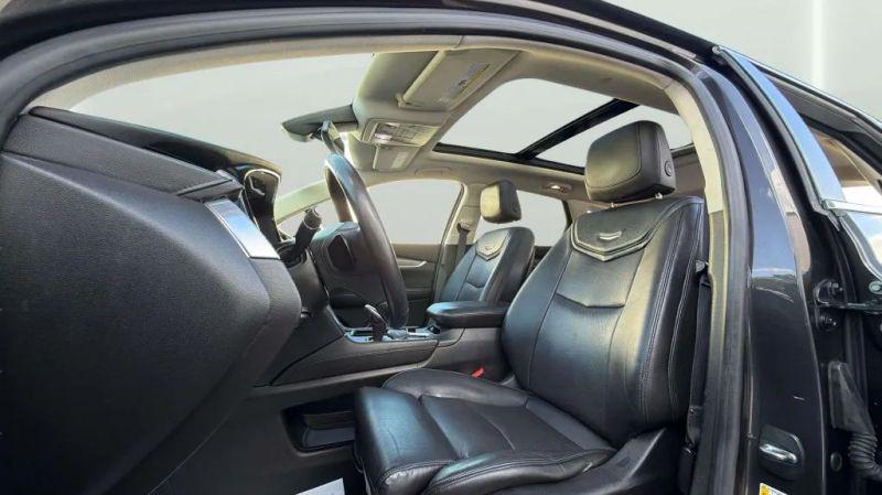 2017 Cadillac XT5 Premium Luxury