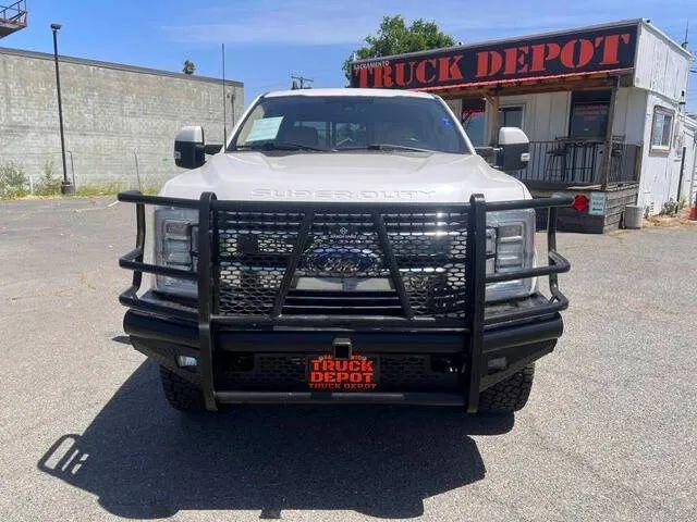 2019 Ford F-350 LARIAT