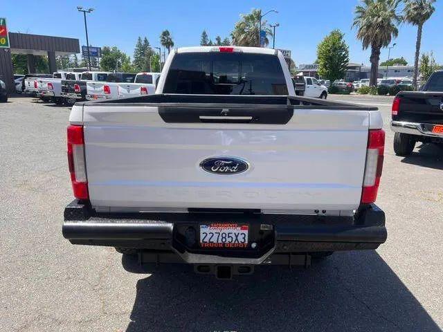2019 Ford F-350 LARIAT