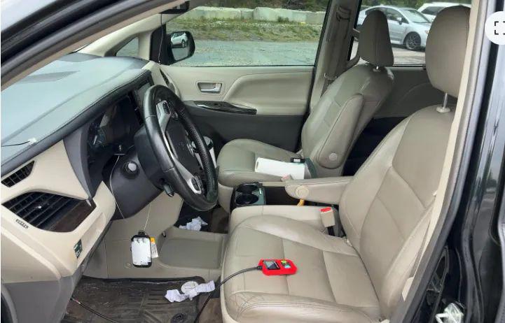 2019 Toyota Sienna XLE 8 Passenger