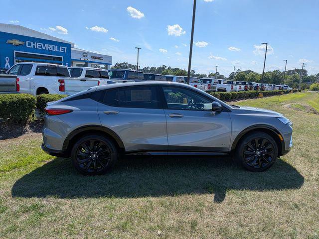 2026 Buick NV Sport Touring FWD