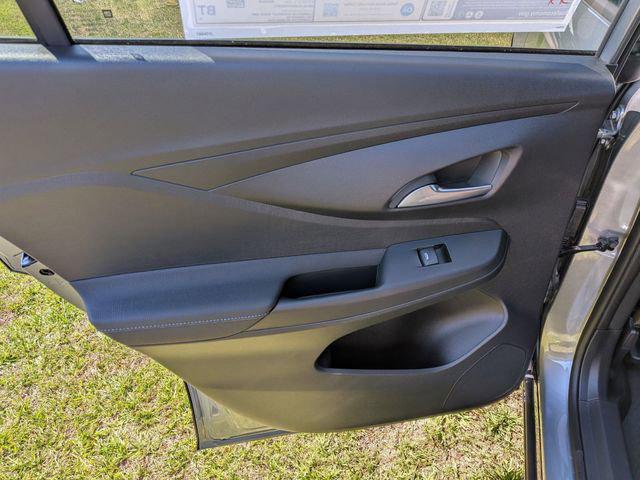 2026 Buick NV Sport Touring FWD