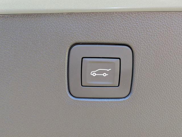 2026 Buick NV Sport Touring FWD