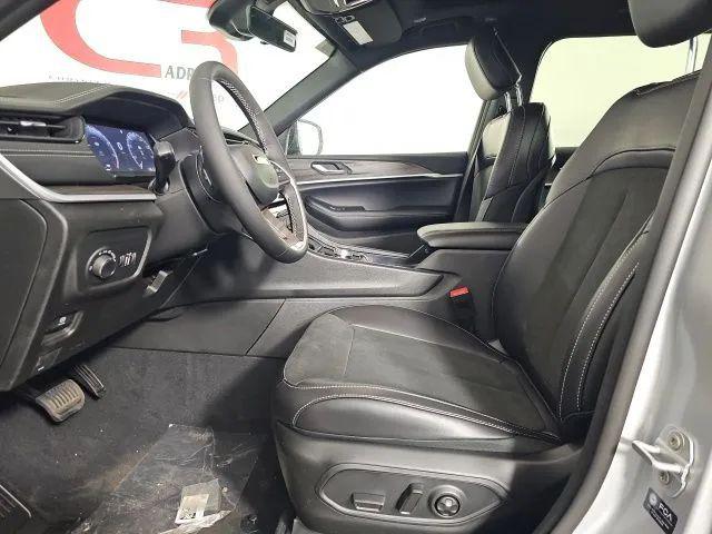 2026 Jeep Grand Cherokee L Altitude 4x4