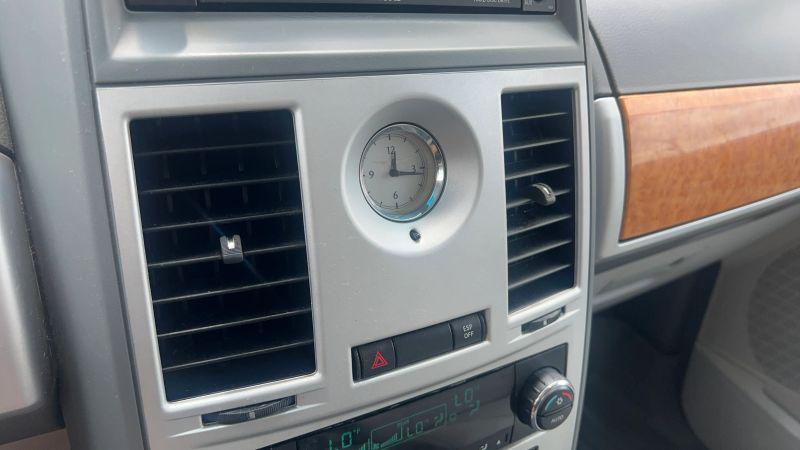 2008 Chrysler Town & Country Limited