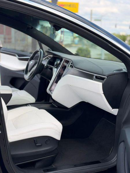 2017 Tesla Model X 75D