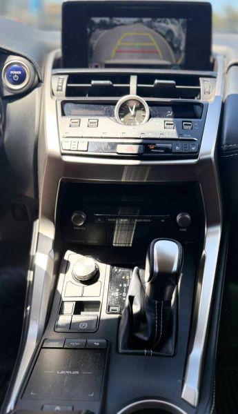 2021 Lexus NX 300h 300h