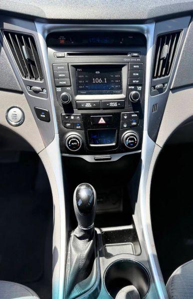 2015 Hyundai Sonata Hybrid Base
